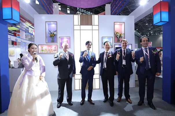 展會回顧丨2020中食展、深進會,萬享進貿通精彩綻放! 微信圖片_20201012094440_副本.jpg